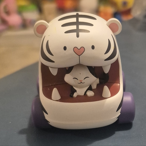 Tokidoki Unicorno White Tiger Racer Car – Cute Collectible Toy - Picture 1 of 6